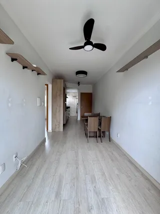 Apartamento com 2 dormitórios, foto 2