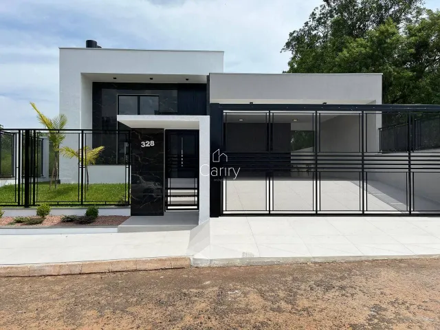 Casa com 3 dormitórios