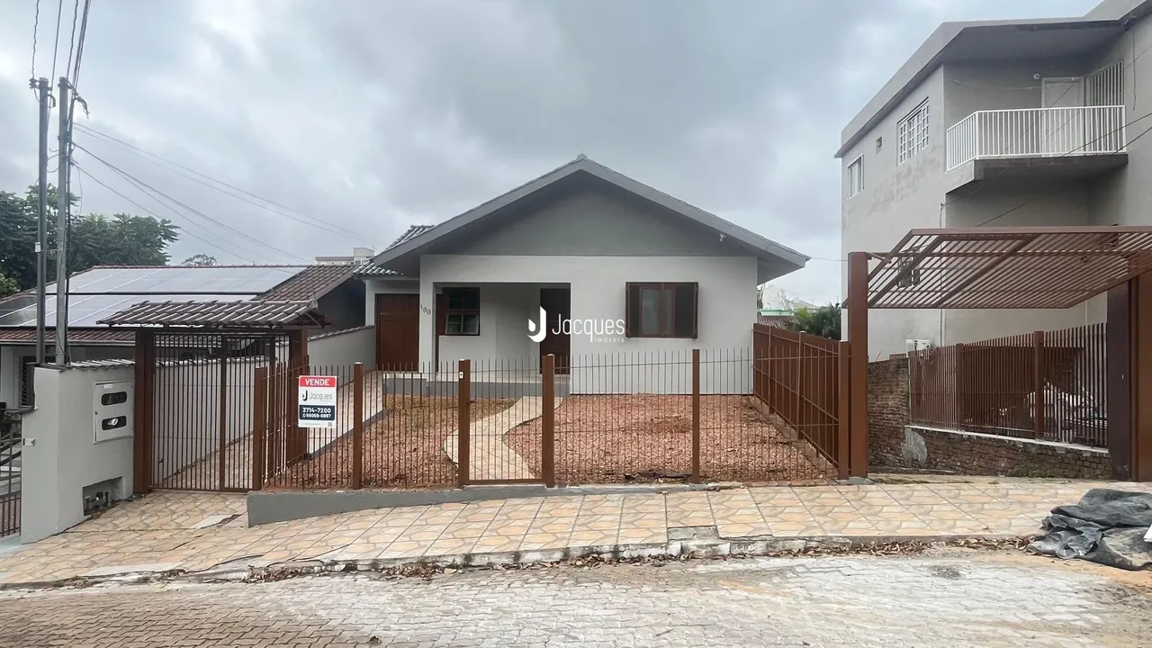 Casa com 3 dormitórios, foto 1