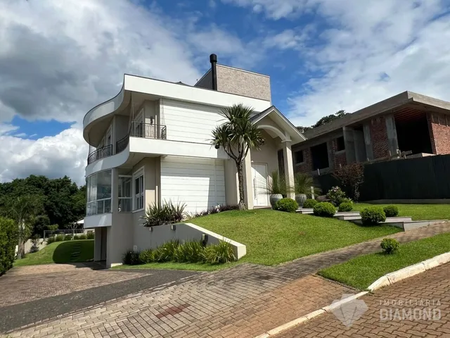 Casa com 4 dormitórios, foto 2
