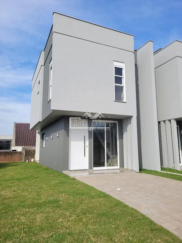 Sobrado com 2 dormitórios