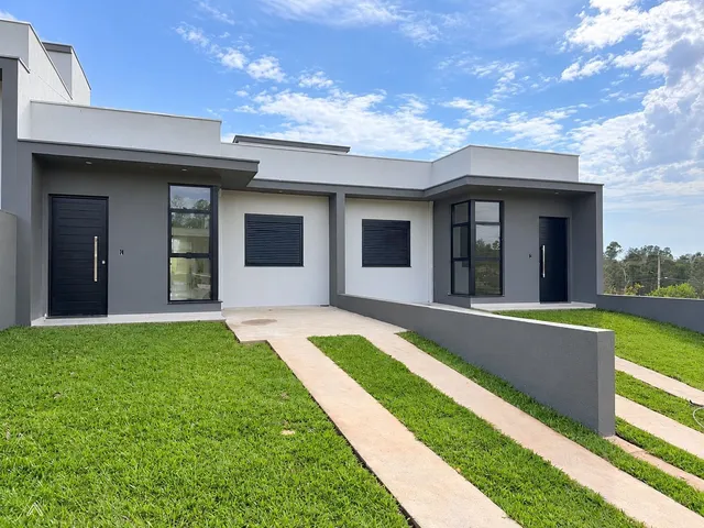 Casa geminada com 2 dormitórios