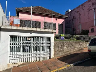 Casa com 4 dormitórios, foto 1