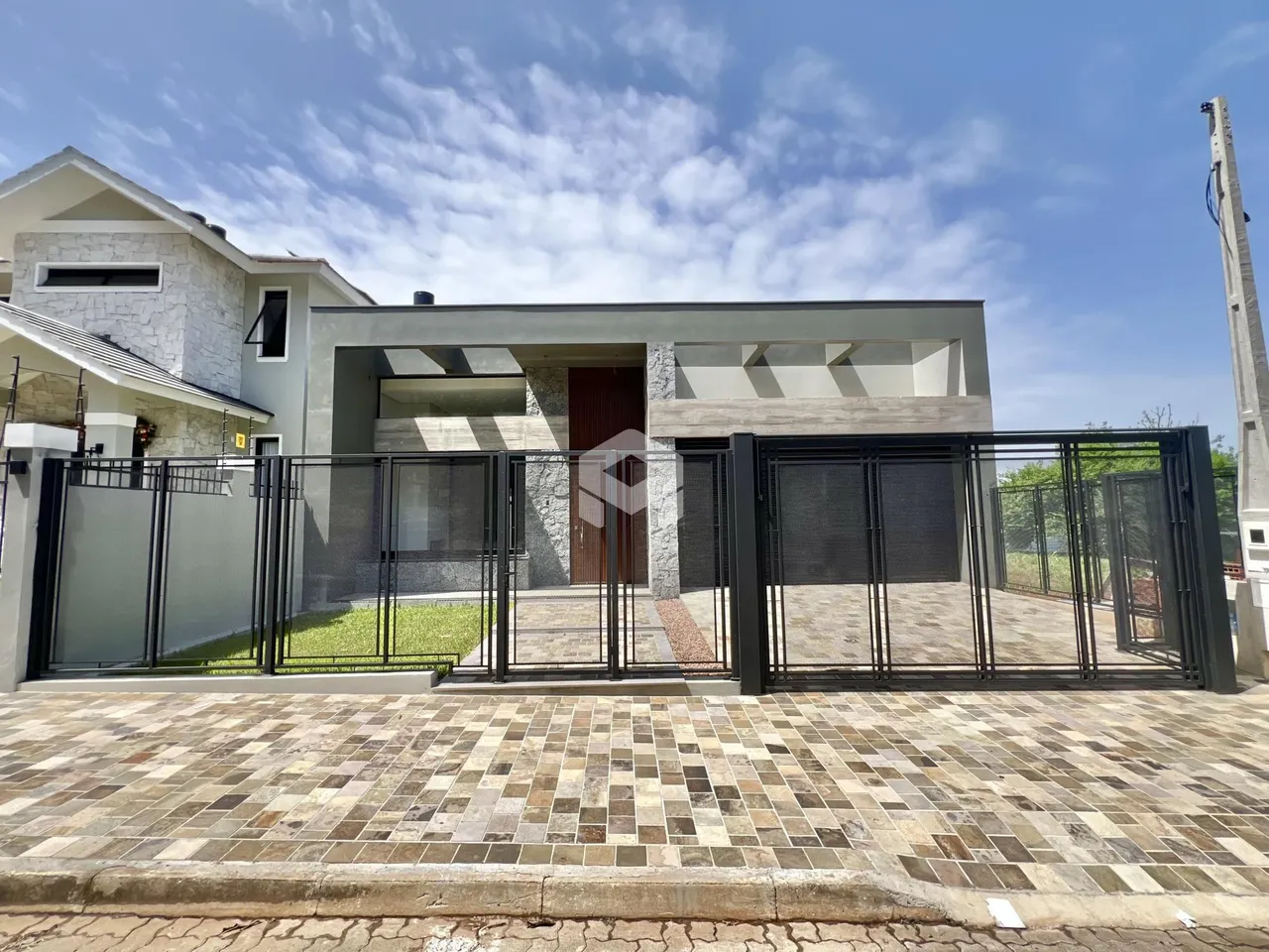 Casa com 3 dormitórios, foto 1