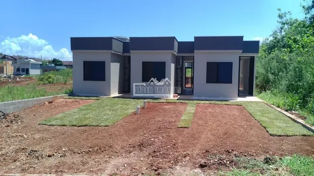 Casa geminada com 2 dormitórios