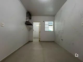 Hall de entrada de um imóvel em Lajeado, Brasil.