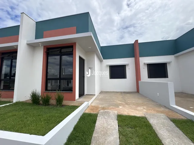 Fachada externa de uma residência moderna em Lajeado.
