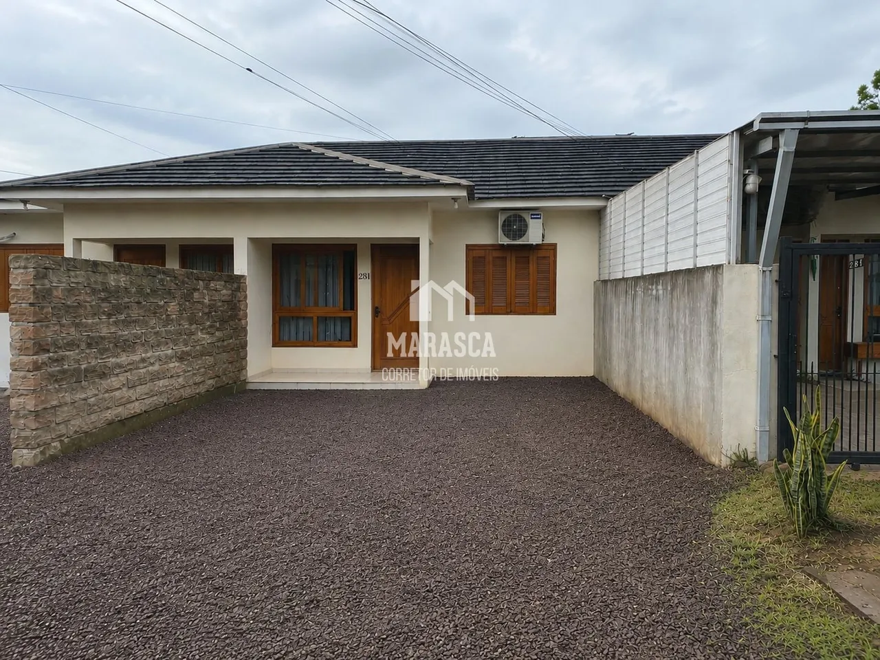 Casa geminada com 2 dormitórios, foto 1