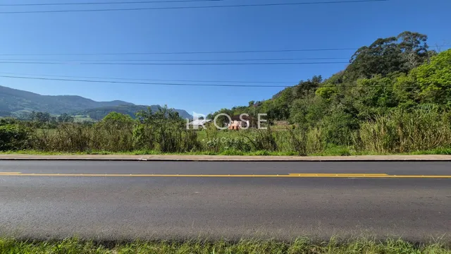 Área rural com 3 dormitórios, foto 2