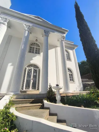 Casa com 5 dormitórios, foto 1