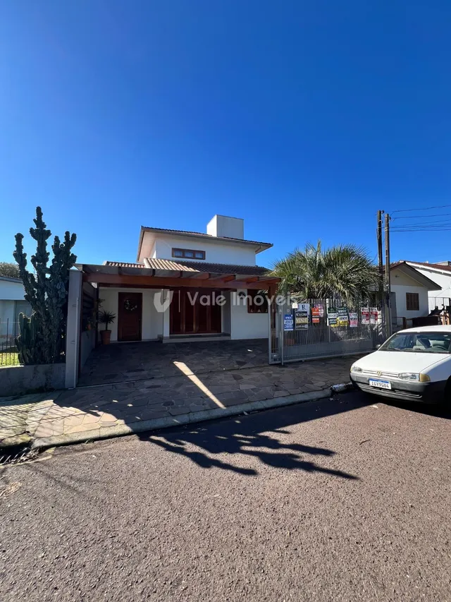 Casa com 4 dormitórios, foto 2