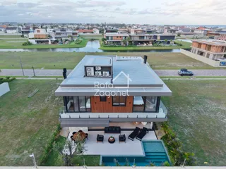 Casa com 6 dormitórios, foto 7