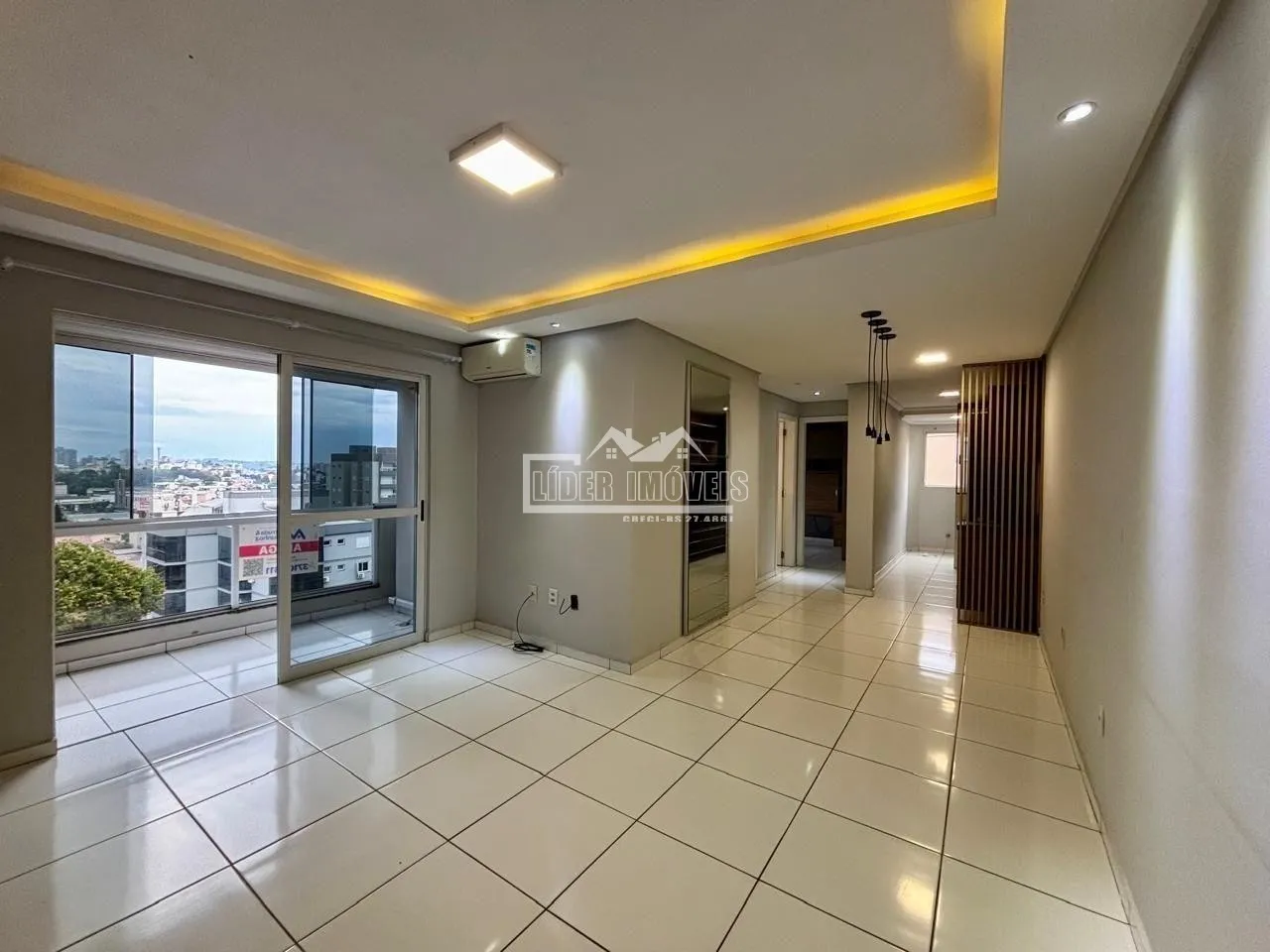 Apartamento com 2 dormitórios, foto 1