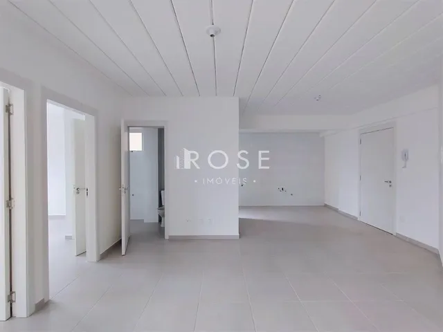 Apartamento com 2 dormitórios, foto 3