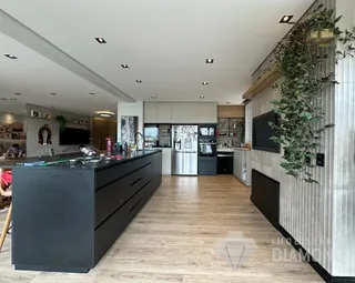 Apartamento com 3 dormitórios, foto 4