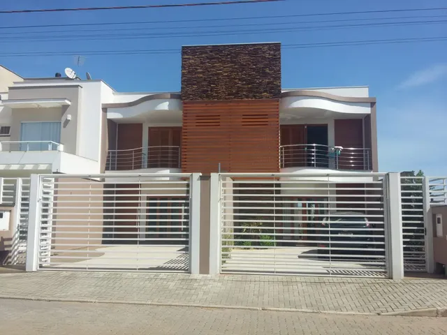 Sobrado com 3 dormitórios