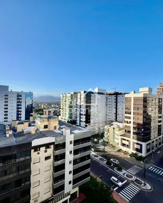 Apartamento com 2 dormitórios, foto 2