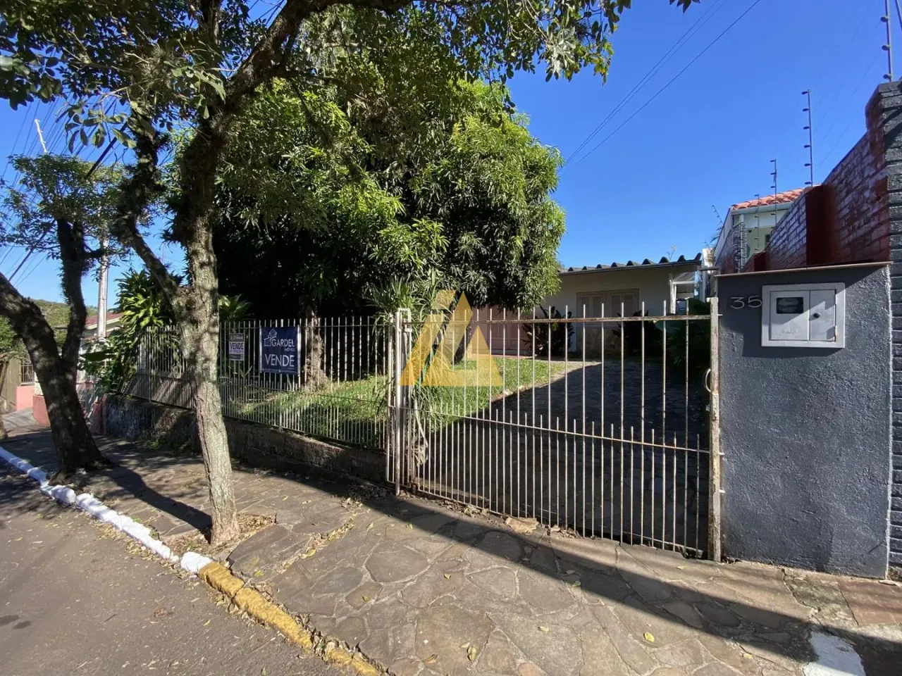 Casa com 3 dormitórios, foto 1