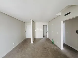 Corredor interno de uma residência em Lajeado, Brasil.