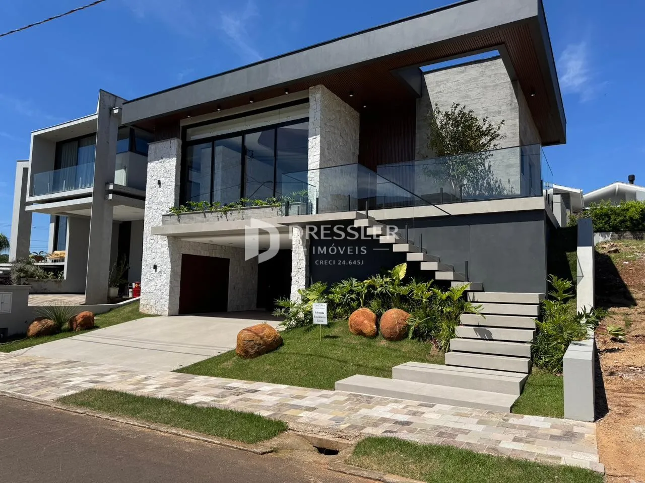 Casa com 3 dormitórios, foto 1
