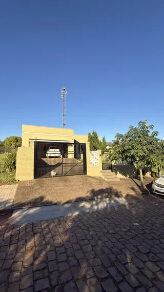 Casa com 3 dormitórios, foto 2