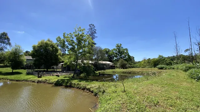 Área rural com 2 dormitórios