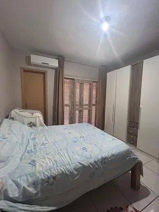 Casa com 4 dormitórios, foto 2