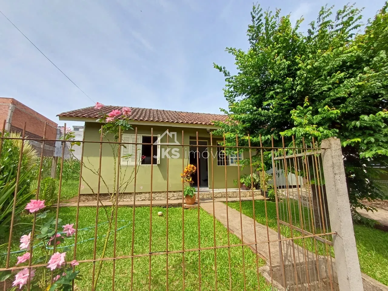 Casa com 2 dormitórios, foto 1