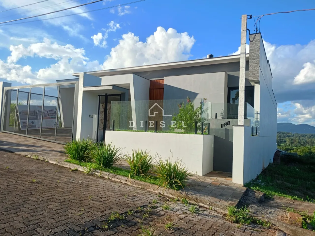 Casa com 3 dormitórios, foto 1