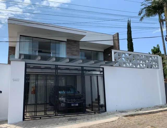 Casa com 2 dormitórios
