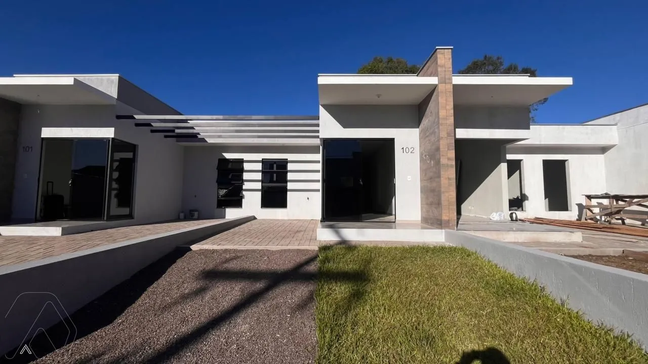 Casa geminada com 2 dormitórios, foto 1