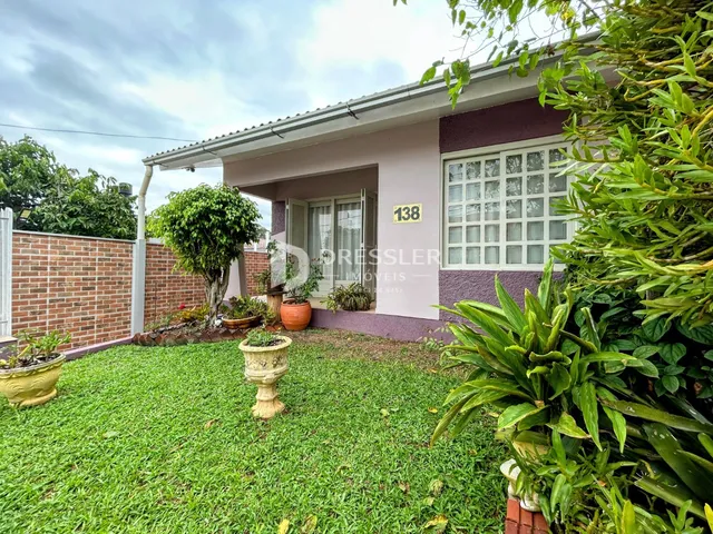 Casa com 3 dormitórios