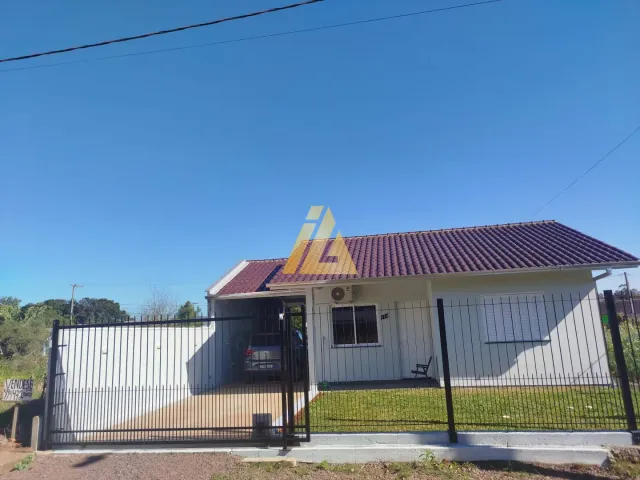 Casa com 2 dormitórios