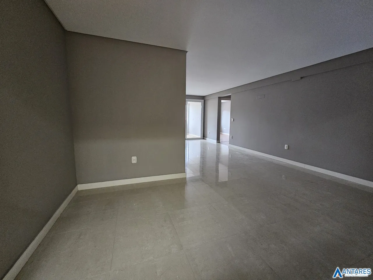 Apartamento com 3 dormitórios, foto 1
