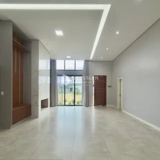 Hall de entrada de um apartamento moderno em Lajeado.