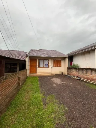Casa geminada com 2 dormitórios