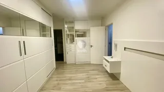 Apartamento com 3 dormitórios, foto 7
