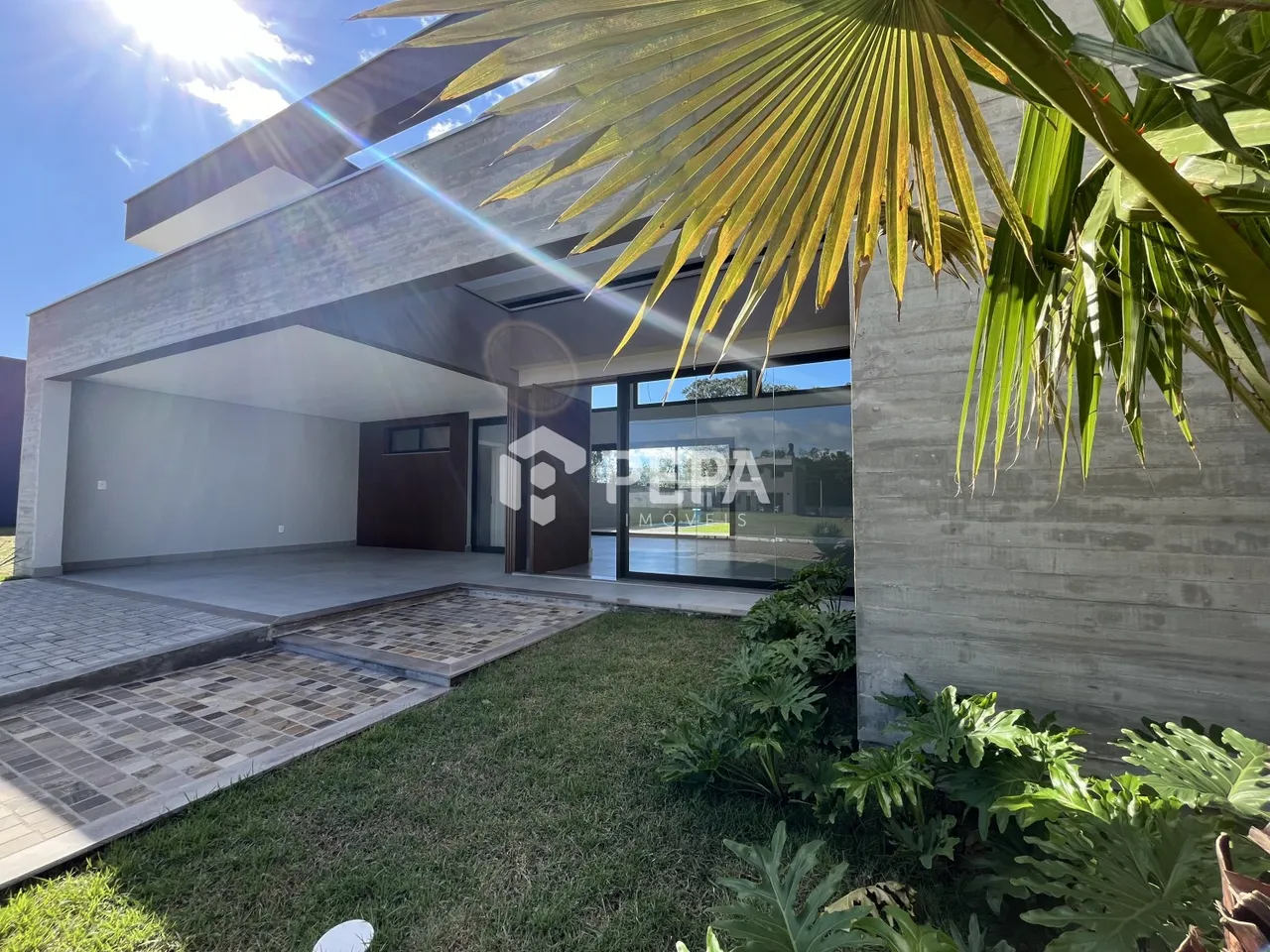 Casa com 3 dormitórios, foto 1