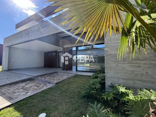 Casa com 3 dormitórios