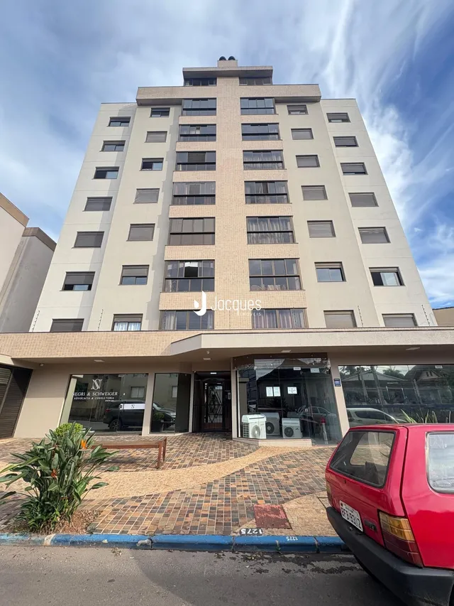 Fachada de um edifício residencial em Lajeado, Brasil.