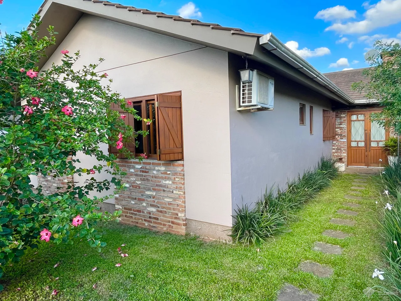 Casa com 3 dormitórios, foto 1