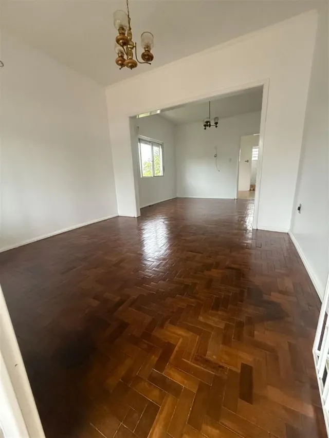 Casa com 4 dormitórios, foto 3
