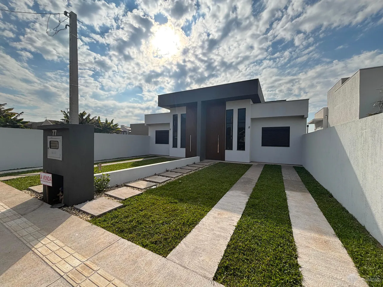 Casa geminada com 2 dormitórios, foto 1