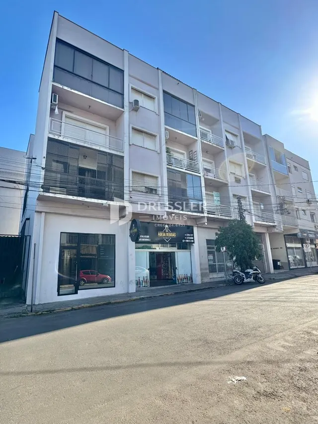 Fachada de um prédio residencial em Lajeado, Brasil.