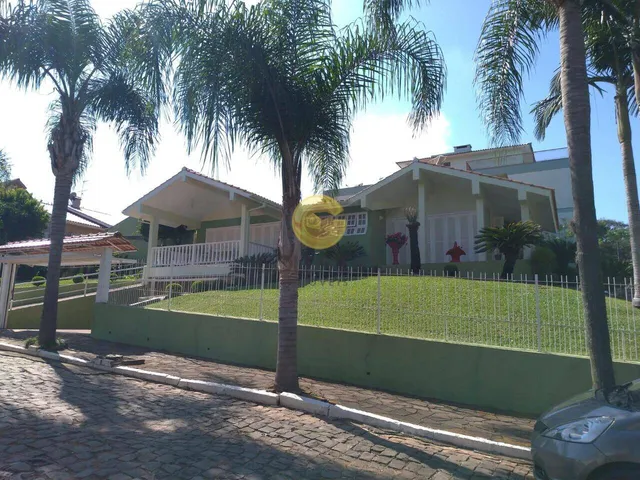 Casa com 3 dormitórios
