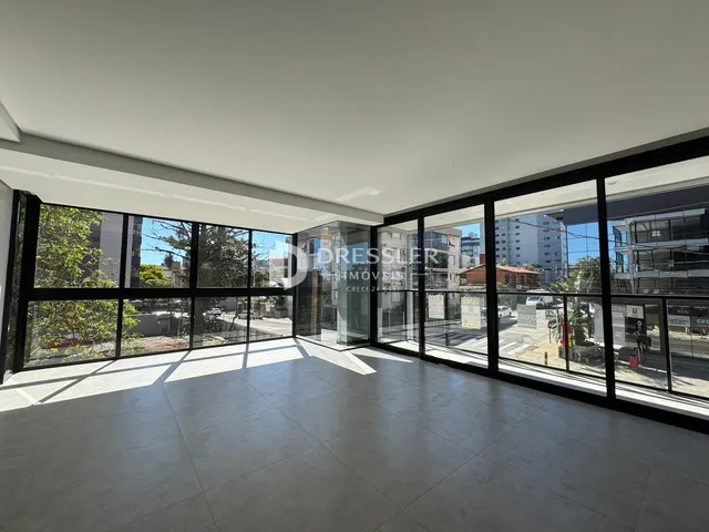 Apartamento com 3 dormitórios, foto 2