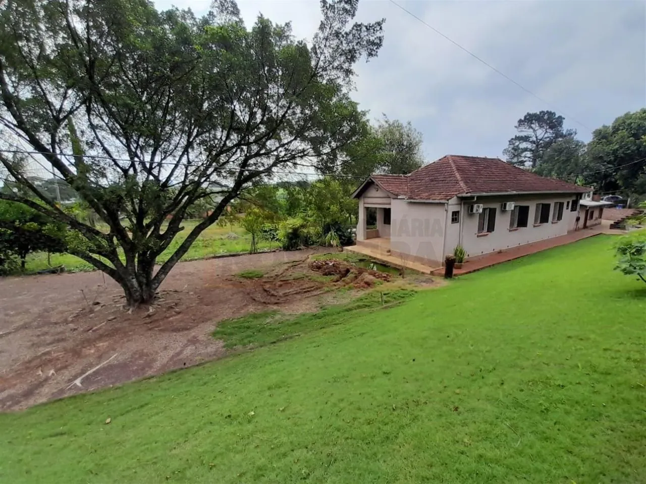 Área rural com 4 dormitórios, foto 1
