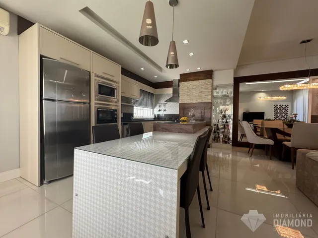 Casa com 5 dormitórios, foto 4
