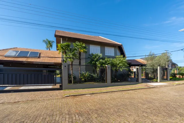 Casa com 5 dormitórios, foto 2