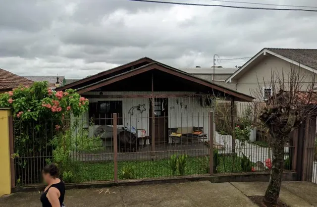 Casa com 2 dormitórios